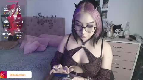 Snapshot of exodiakinky chatting on September 27, 4:17 am Goddess Exodia please help me reach 100 thumbs up online show from September 27, 4:17 am