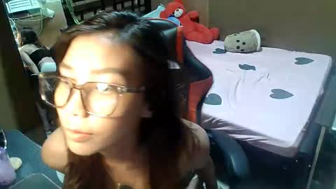 exotic_abby69 online show from April 1, 2:25 pm