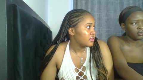 exotic_cutiee online show from June 15, 11:01 am
