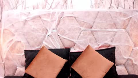 Alison online show from October 14, 7:03 pm