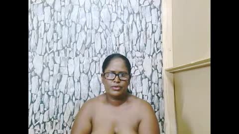 exotic_indian95 online show from February 10, 5:06 pm