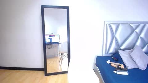 exotic_karmella online show from October 16, 10:00 pm