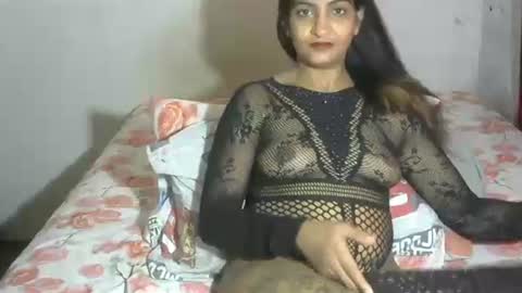 Snapshot of exotic_queen01 chatting on December 19, 9:51 am Amber online show from December 19, 9:51 am