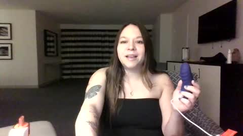 James  Sasha online show from March 5, 6:09 am