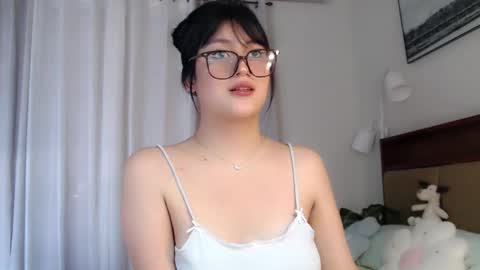 Snapshot of expensive_candyx chatting on May 20, 3:02 am Candy online show from May 20, 3:02 am