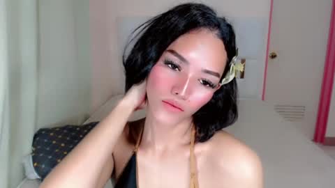 Snapshot of expensive_candyy chatting on July 18, 2:21 pm Chealse online show from July 18, 2:21 pm