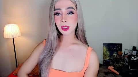 expensive_elise online show from February 20, 5:35 pm