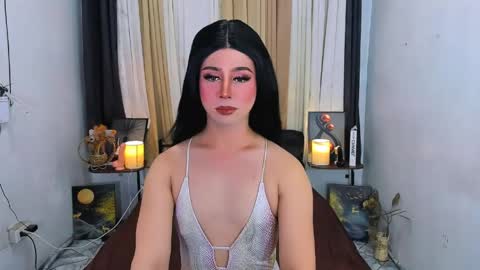 expensive_elise online show from May 24, 4:23 pm