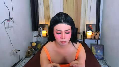 expensive_elise online show from June 3, 5:29 pm