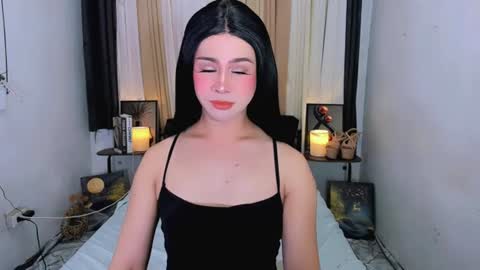 expensive_elise online show from June 8, 10:59 am