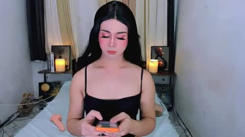 expensive_elise online show from June 17, 10:39 am