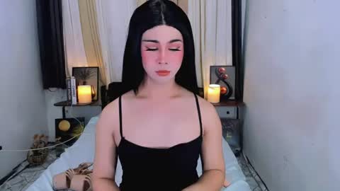 expensive_elise online show from June 18, 11:14 am