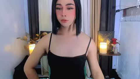expensive_elise online show from July 13, 9:12 am