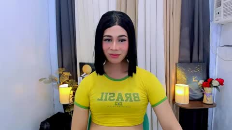 expensive_elise online show from July 23, 6:39 pm