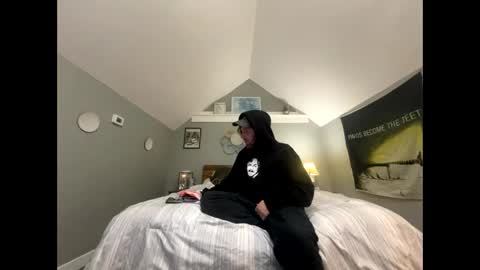 Snapshot of explosive_andyy chatting on October 22, 10:48 am Explosivee andyy online show from October 22, 10:48 am