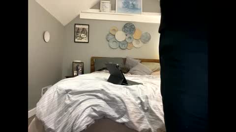 Snapshot of explosive_andyy chatting on November 18, 3:23 am Explosivee andyy online show from November 18, 3:23 am