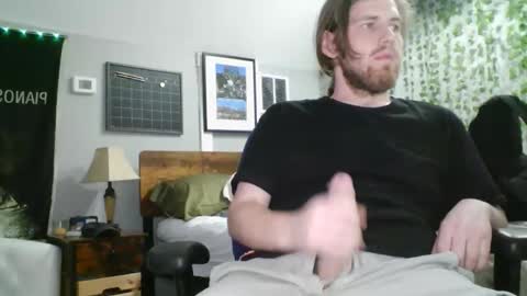 Snapshot of explosive_andyy chatting on March 5, 9:49 am Explosivee andyy online show from March 5, 9:49 am