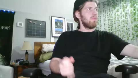 Snapshot of explosive_andyy chatting on March 7, 7:49 am Explosivee andyy online show from March 7, 7:49 am