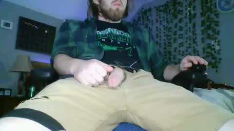 Snapshot of explosive_andyy chatting on March 10, 11:37 am Explosivee andyy online show from March 10, 11:37 am