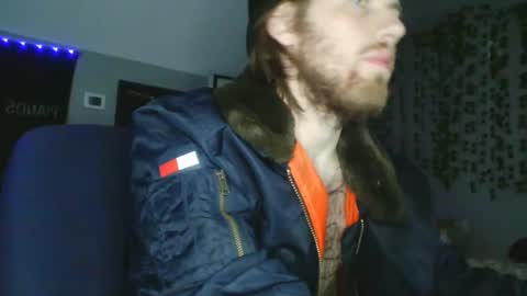 Snapshot of explosive_andyy chatting on March 12, 10:54 am Explosivee andyy online show from March 12, 10:54 am