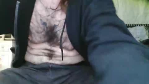 Snapshot of explosive_andyy chatting on May 10, 4:28 am Explosivee andyy online show from May 10, 4:28 am