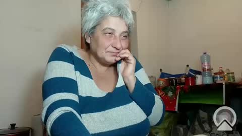 Snapshot of exquisitemature chatting on December 22, 11:31 pm ExquisiteMature online show from December 22, 11:31 pm