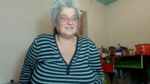 Snapshot of exquisitemature chatting on January 8, 10:06 pm ExquisiteMature online show from January 8, 10:06 pm