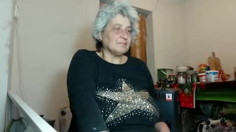 Snapshot of exquisitemature chatting on March 8, 5:33 pm ExquisiteMature online show from March 8, 5:33 pm