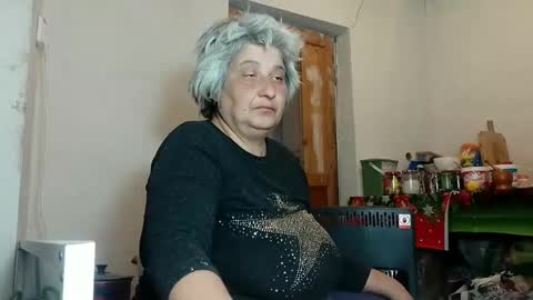 Snapshot of exquisitemature chatting on March 10, 12:04 pm ExquisiteMature online show from March 10, 12:04 pm