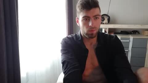 Sweetheart online show from October 11, 5:17 am