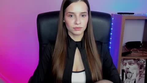 Snapshot of extasy_maya chatting on November 17, 7:36 am Maya online show from November 17, 7:36 am