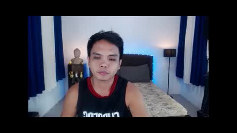 JOHNDAVE online show from October 19, 3:45 pm