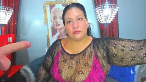 Snapshot of exxxtrabigboobs chatting on December 13, 8:47 pm Nessa casst online show from December 13, 8:47 pm