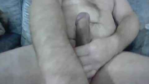 Snapshot of eyeballin47 chatting on December 18, 3:29 pm eyeballin47 online show from December 18, 3:29 pm