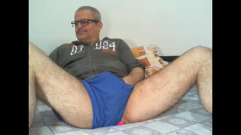 Snapshot of eyes12 chatting on March 31, 2:46 am GEORGE online show from March 31, 2:46 am