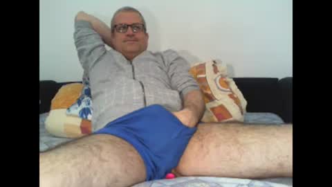 Snapshot of eyes12 chatting on April 13, 5:24 am GEORGE online show from April 13, 5:24 am