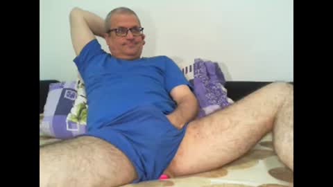 Snapshot of eyes12 chatting on May 3, 3:56 am GEORGE online show from May 3, 3:56 am