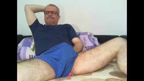 Snapshot of eyes12 chatting on May 7, 5:02 am GEORGE online show from May 7, 5:02 am