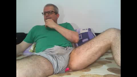 Snapshot of eyes12 chatting on May 16, 11:42 am GEORGE online show from May 16, 11:42 am