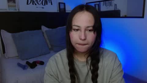 eymmy_24 online show from September 17, 2:46 am