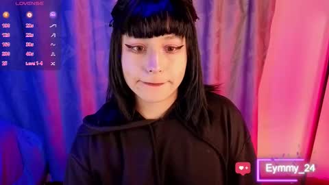 eymmy_24 online show from January 17, 4:06 am