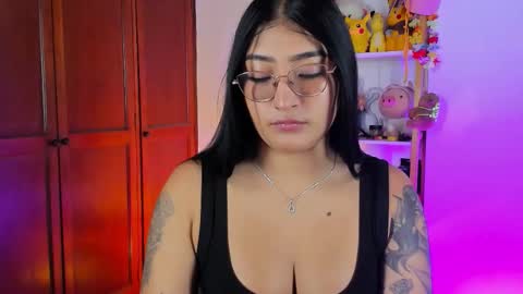 Emily online show from January 10, 9:05 pm