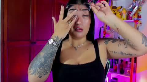 Emily online show from May 8, 12:32 pm