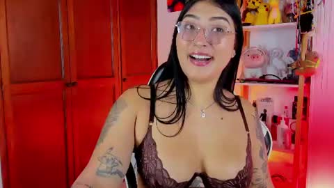 Emily online show from July 31, 7:35 pm