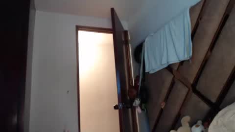 eyshaexotii online show from September 24, 2:26 am