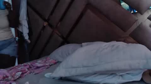 eyshaexotii online show from October 5, 5:00 pm