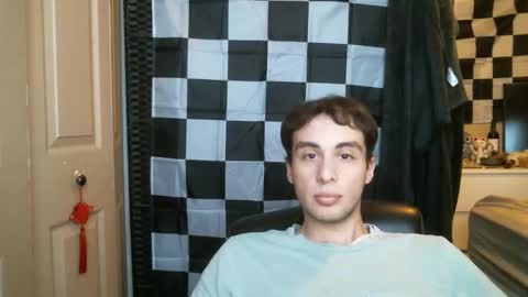 Snapshot of ezra_naamah chatting on January 24, 10:08 pm Ezra Naamah online show from January 24, 10:08 pm