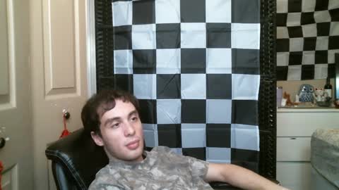 Snapshot of ezra_naamah chatting on February 12, 9:43 pm Ezra Naamah online show from February 12, 9:43 pm