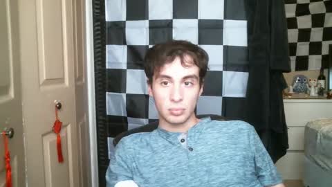 Snapshot of ezra_naamah chatting on February 18, 8:36 pm Ezra Naamah online show from February 18, 8:36 pm