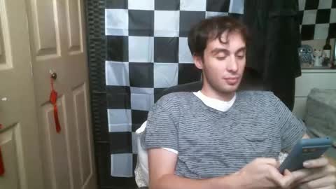 Snapshot of ezra_naamah chatting on February 21, 9:43 pm Ezra Naamah online show from February 21, 9:43 pm